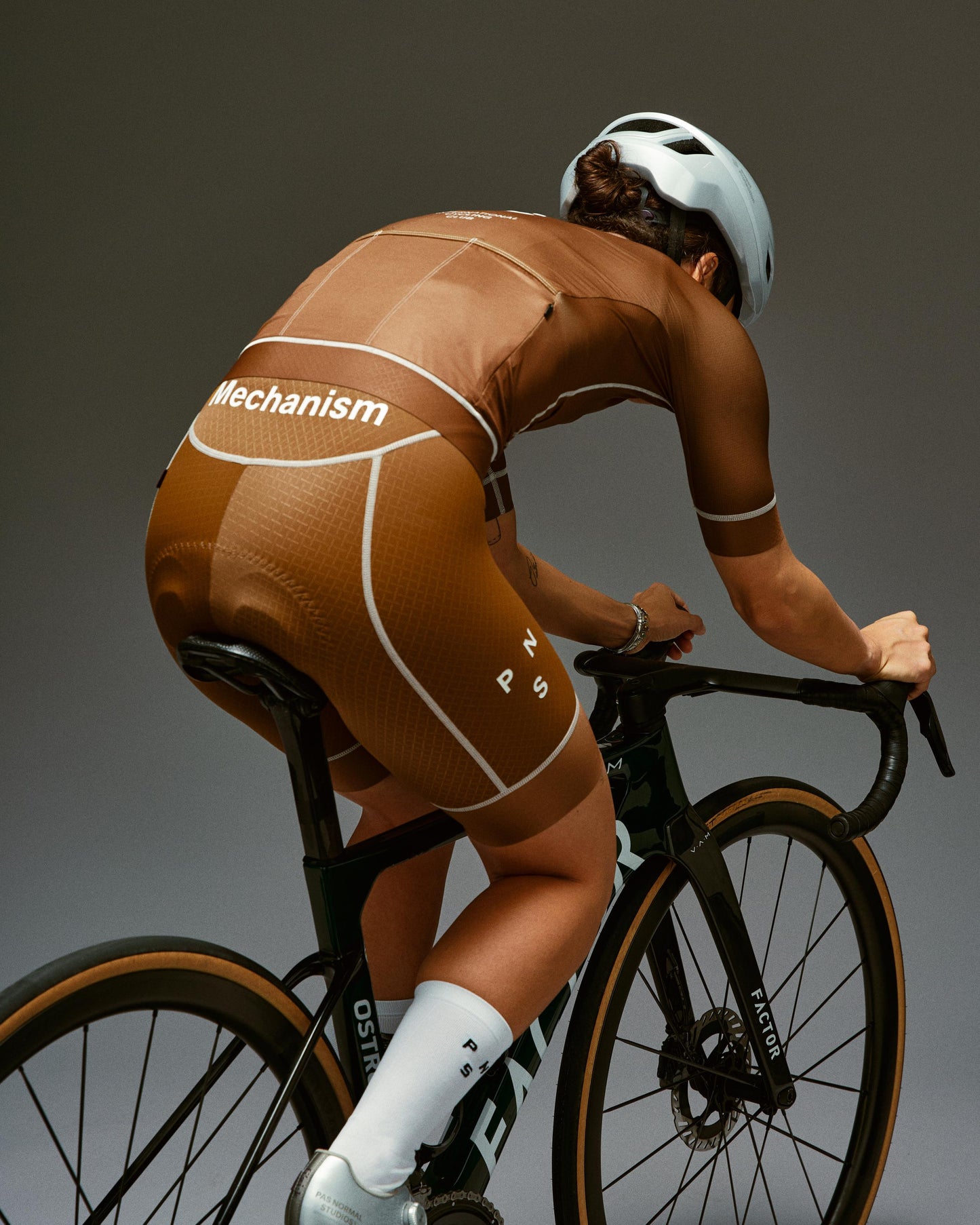 Women's Mechanism Bibs Dusty Brown