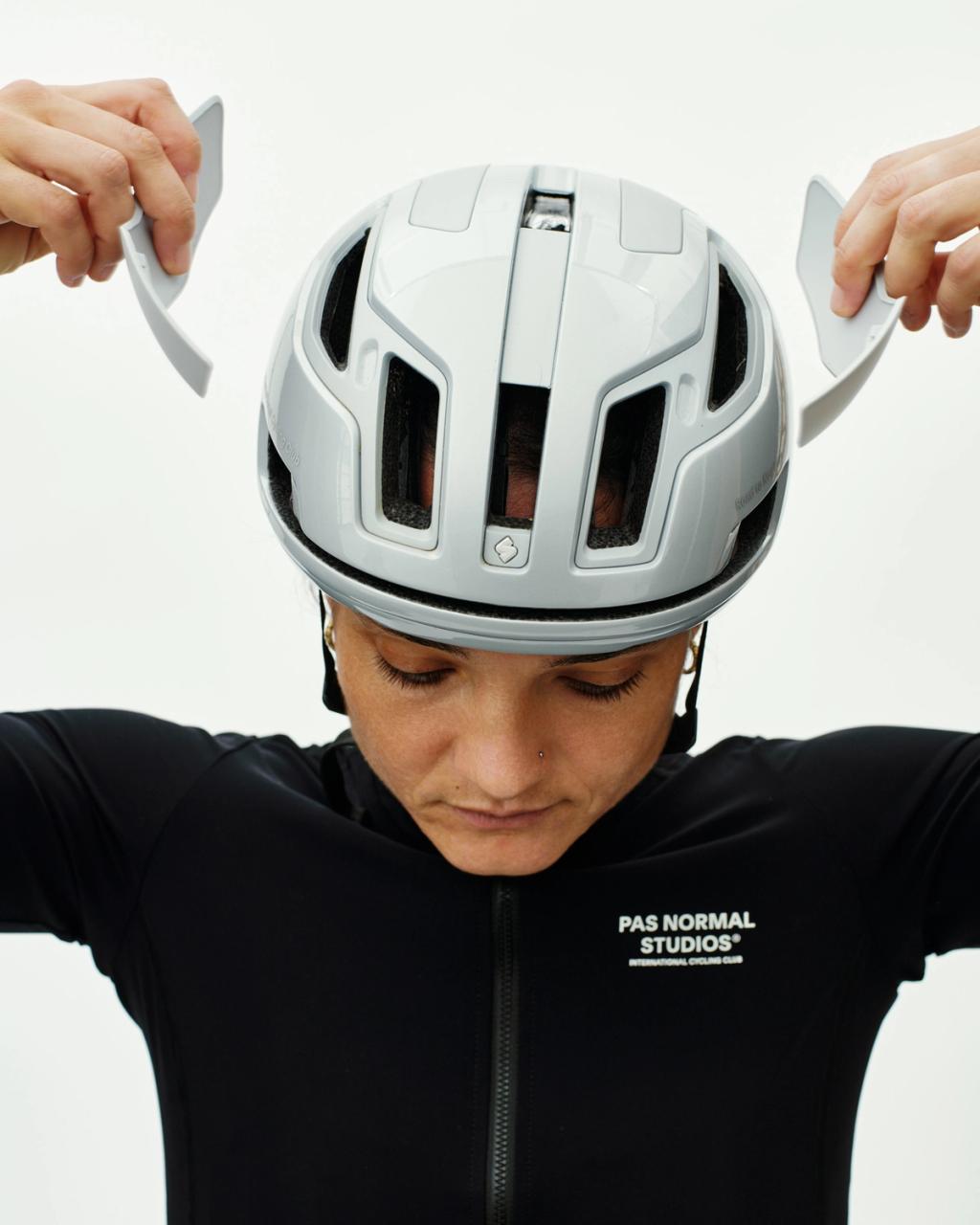 Falconer Aero 2Vi Mips Helmet Silver Pas Normal Studios by Sweet Protection