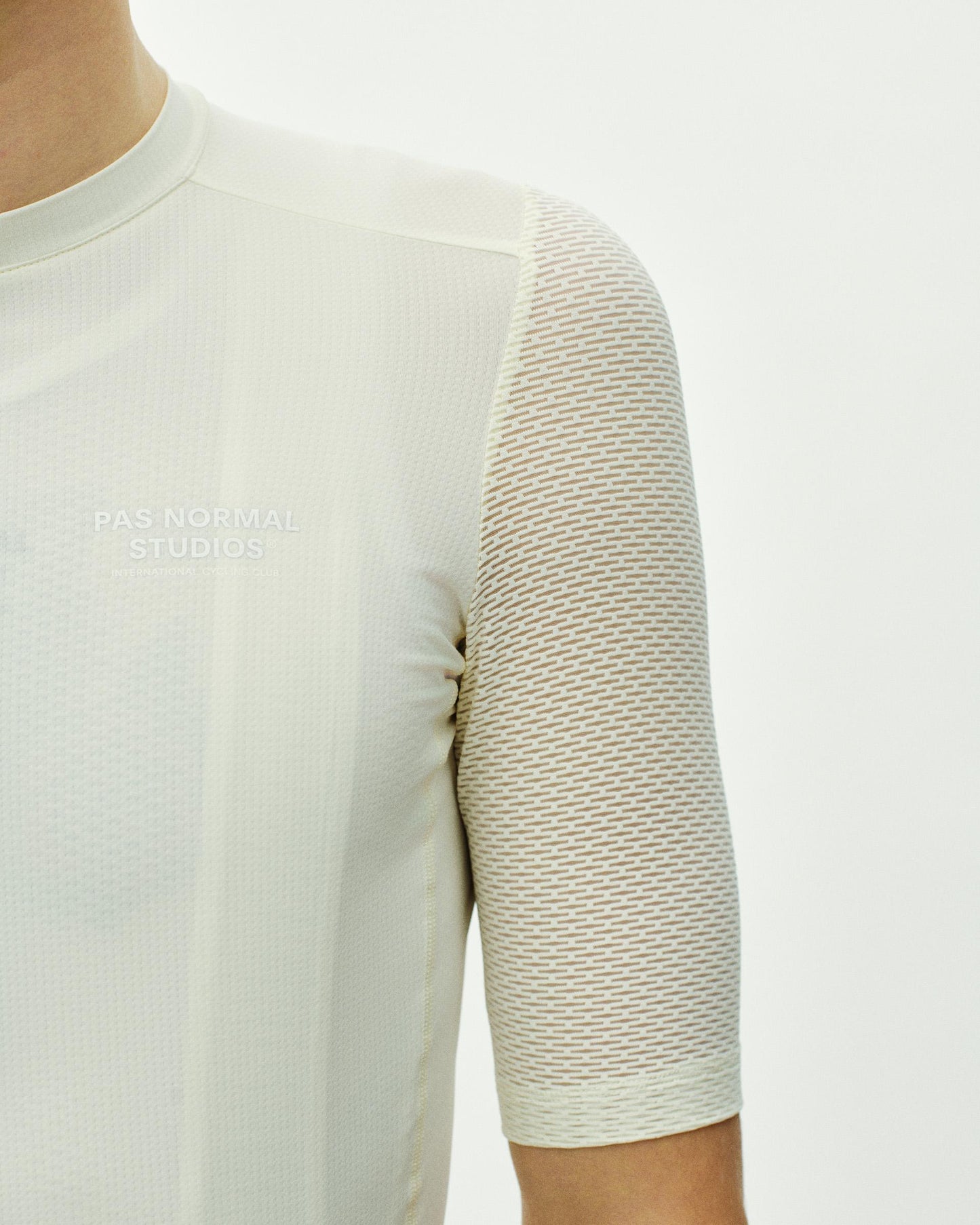 Men's Essential Light Jersey Off-White