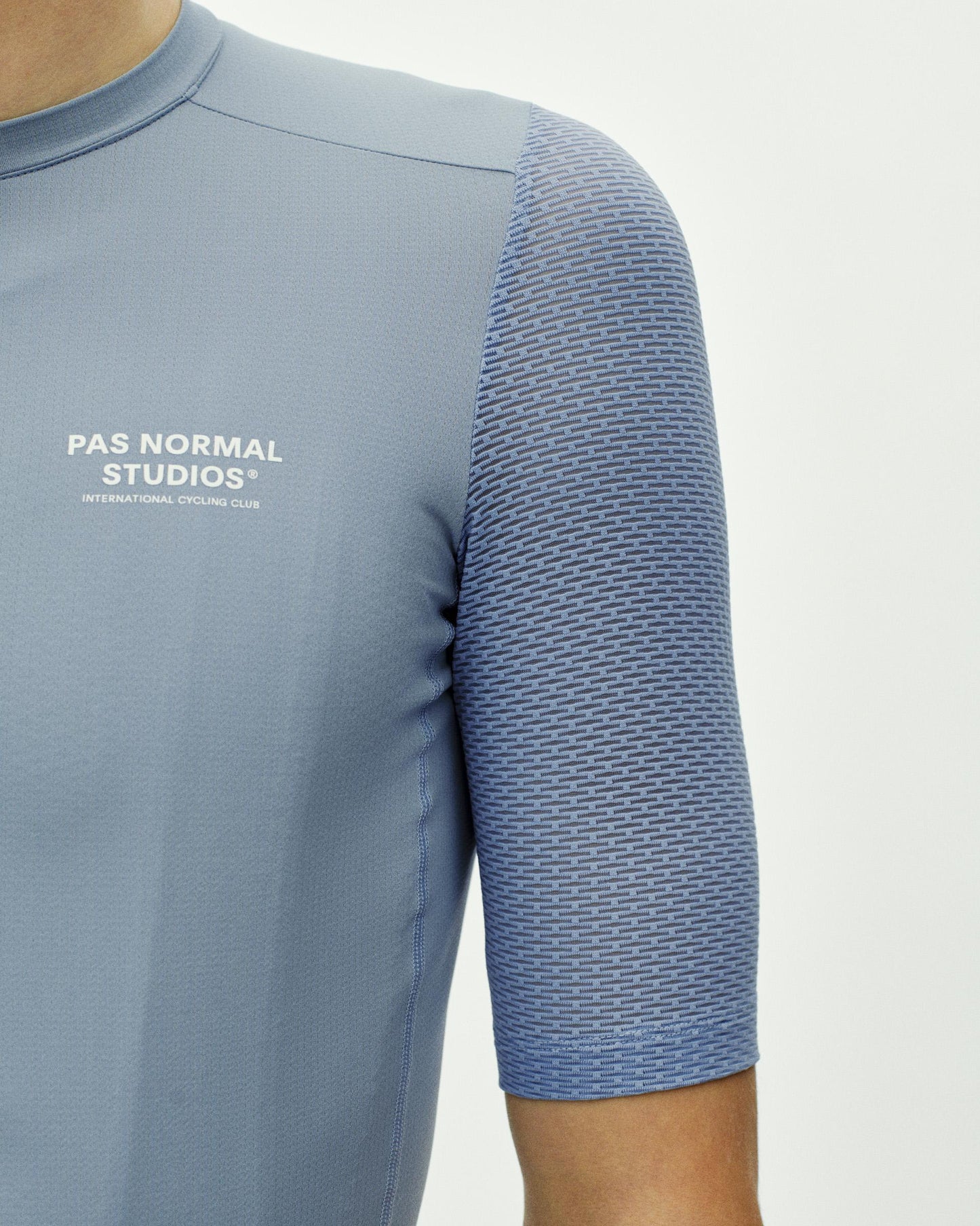 Men's Essential Light Jersey Pale Blue