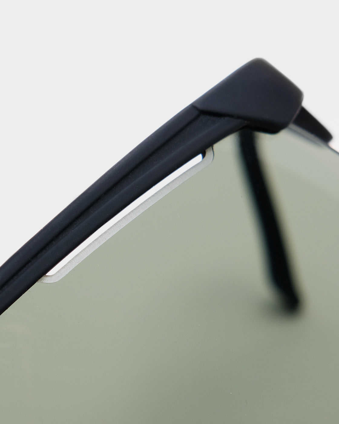 Alba Optics Delta Smoke Glossy VZUM Lens LEI Salmon